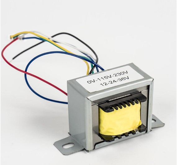 Quais são as falhas comuns em transformadores de baixa frequência e métodos de solução de problemas?