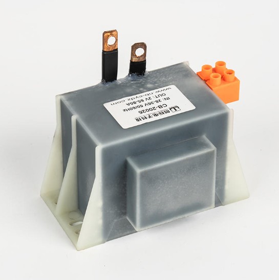 Como distinguir entre um transformador de alta corrente e um transformador de corrente?